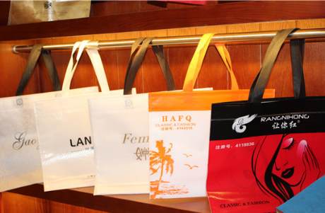 武漢無(wú)紡布袋和紙袋的區(qū)別